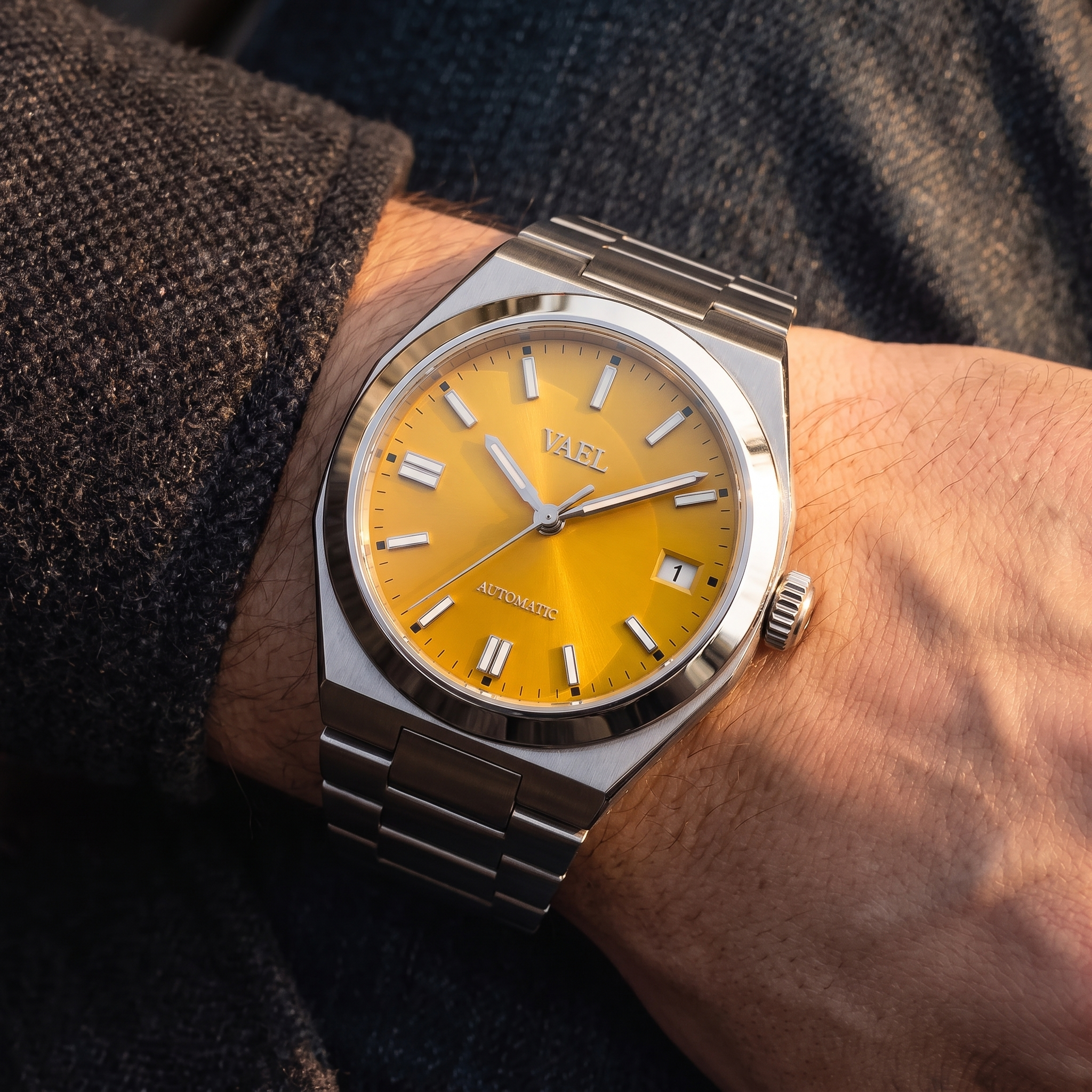 ARTIS YELLOW STEEL